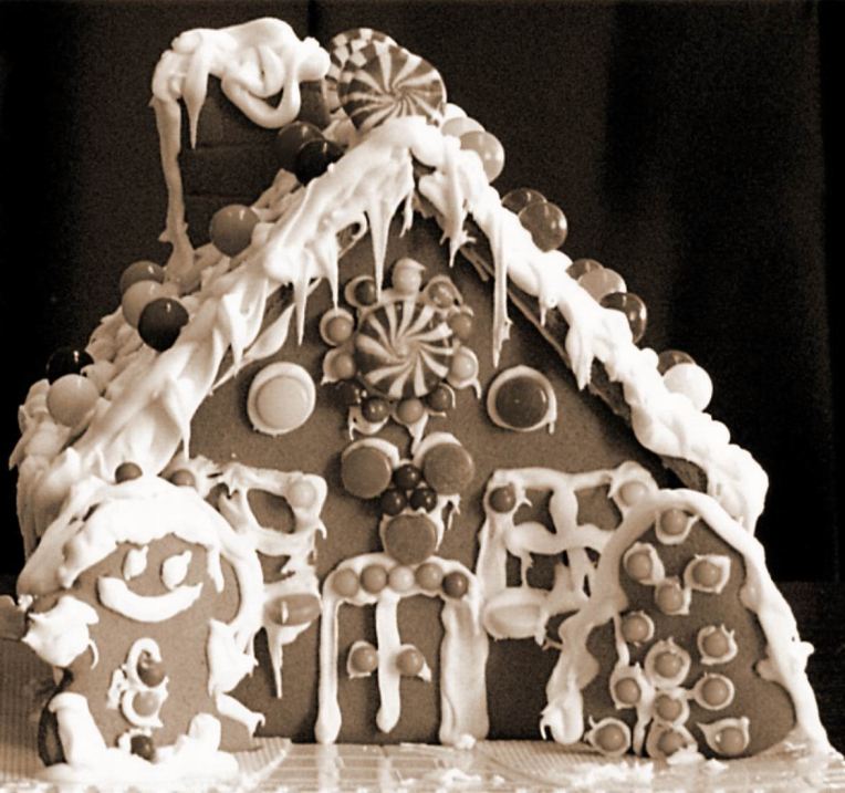 K'S GINGERBREAD -- TIGHT TRIM - SEPIA
