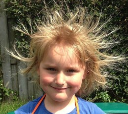 GIRL WITH STATIC HAIR cropped - - Ben_Kerckx -- PX